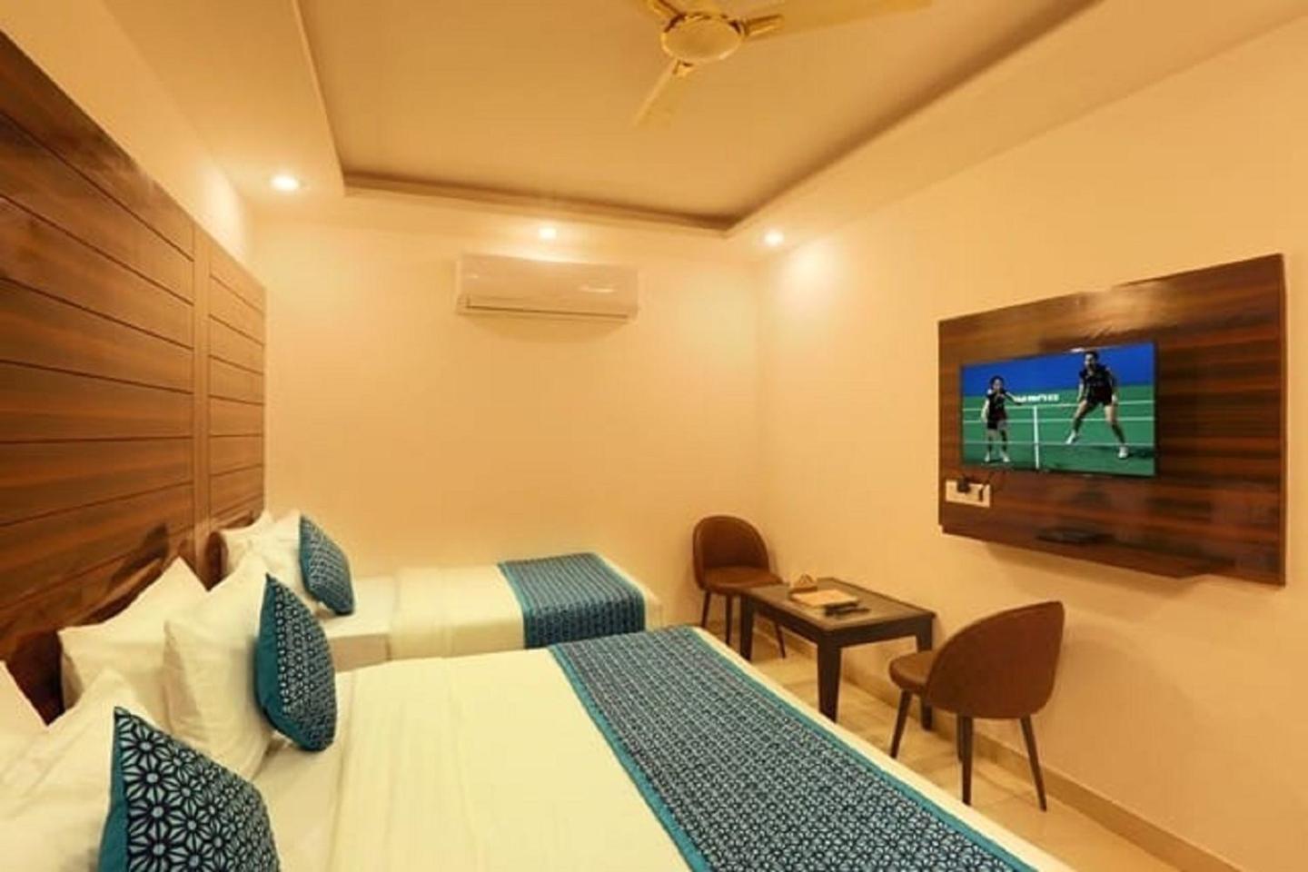 Hotel Chanakya Inn New Delhi Extérieur photo