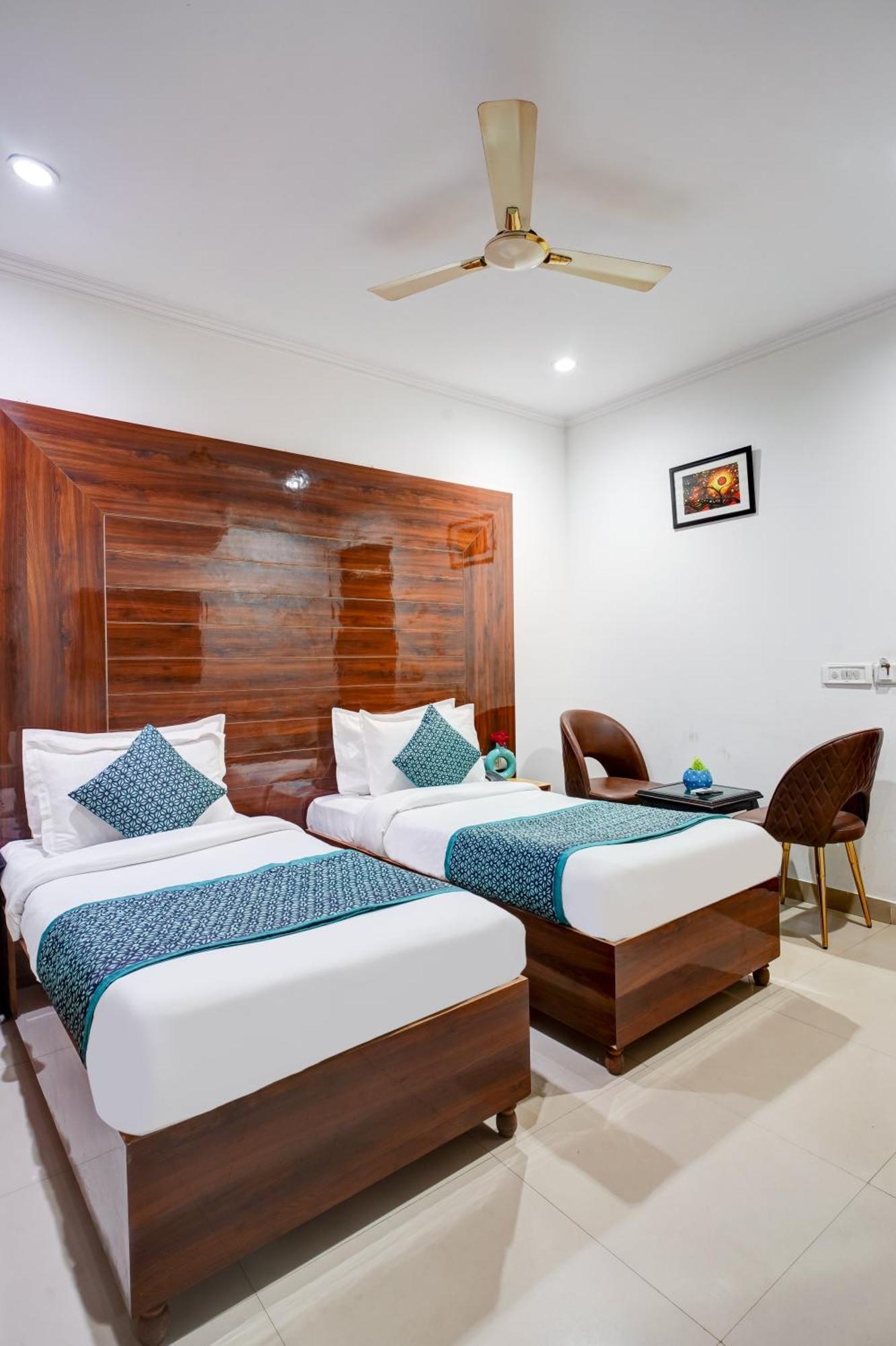 Hotel Chanakya Inn New Delhi Extérieur photo